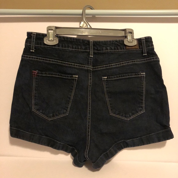 BDG Super High Rise Foxy dark denim shorts GUC - Picture 2 of 7